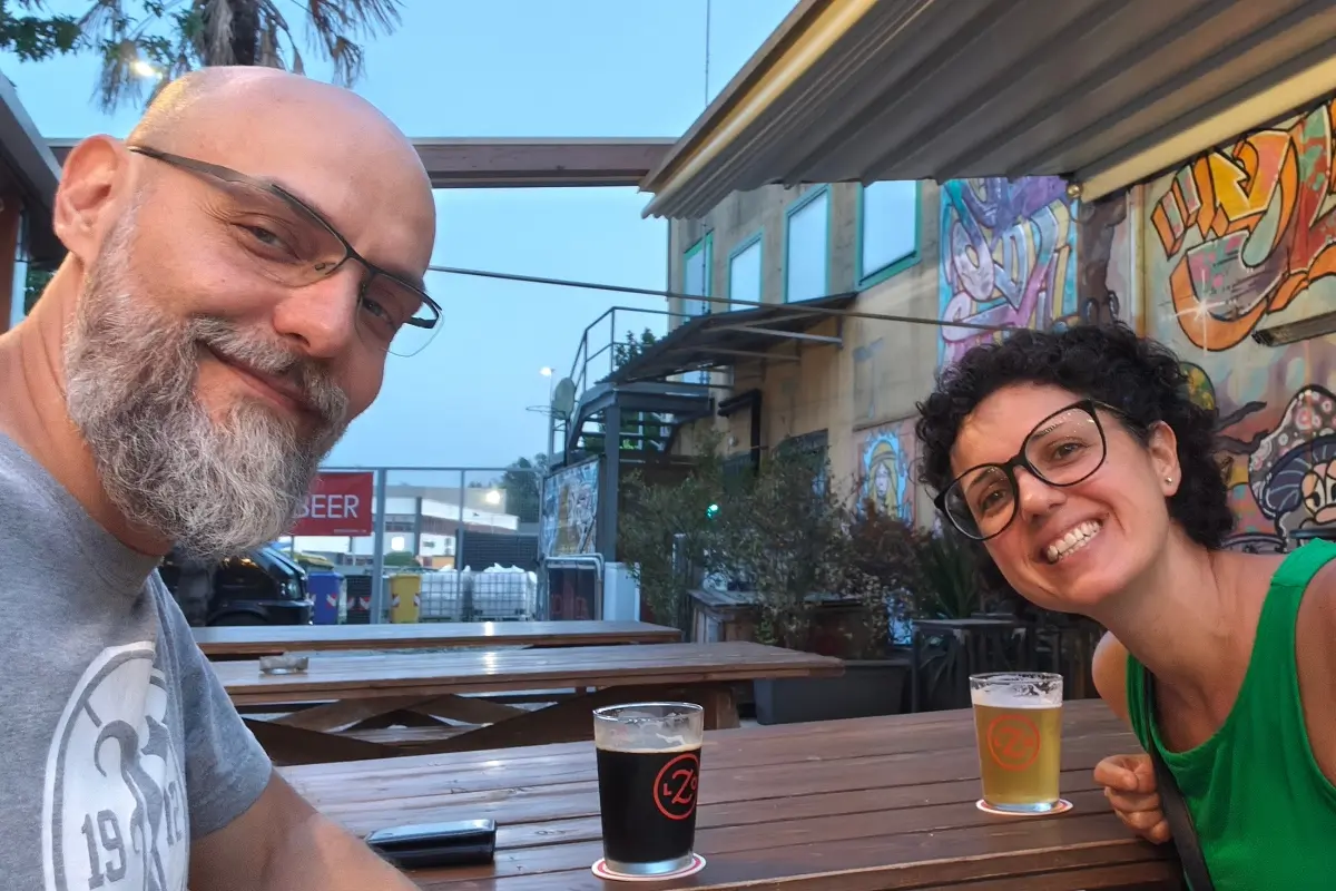 Fernanda e Paulo nel Birrificio LZO Brewery a Conegliano